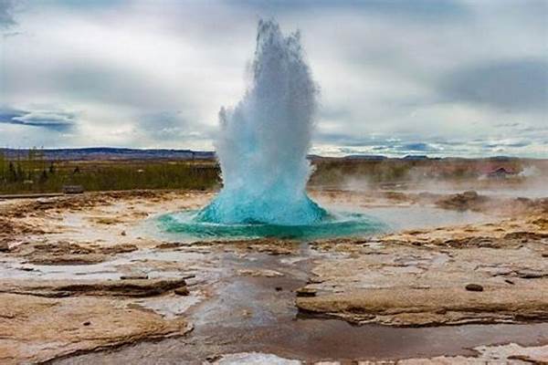 Natural Tourism In Iceland With Geothermal Wonders